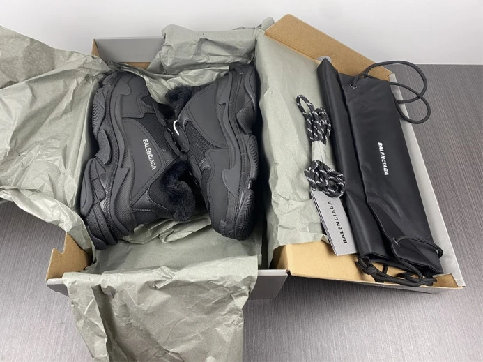 BLCG TRIPLE S SNEAKER 68563 W3CQ5 Trendy 2506