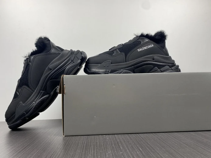 BLCG TRIPLE S SNEAKER 68563 W3CQ5 Trendy 2506