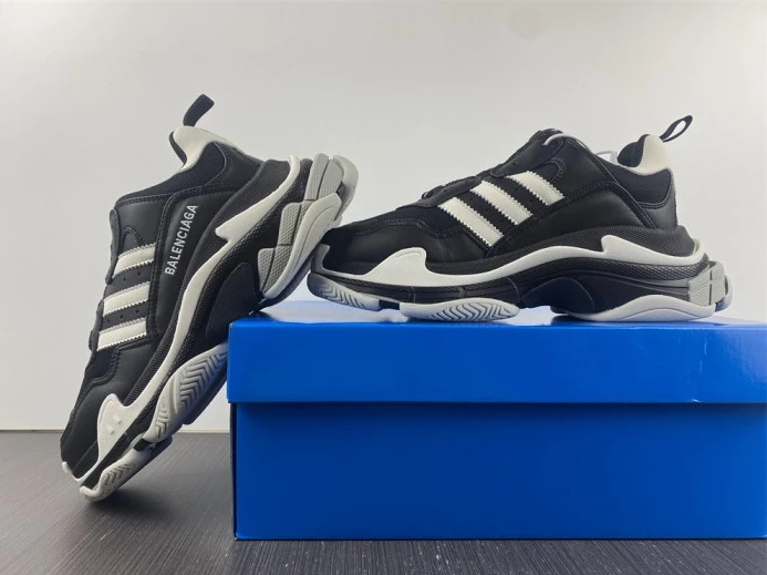 BLCG TRIPLE S SNEAKER 710021 W3RN3 Fashionable 2493