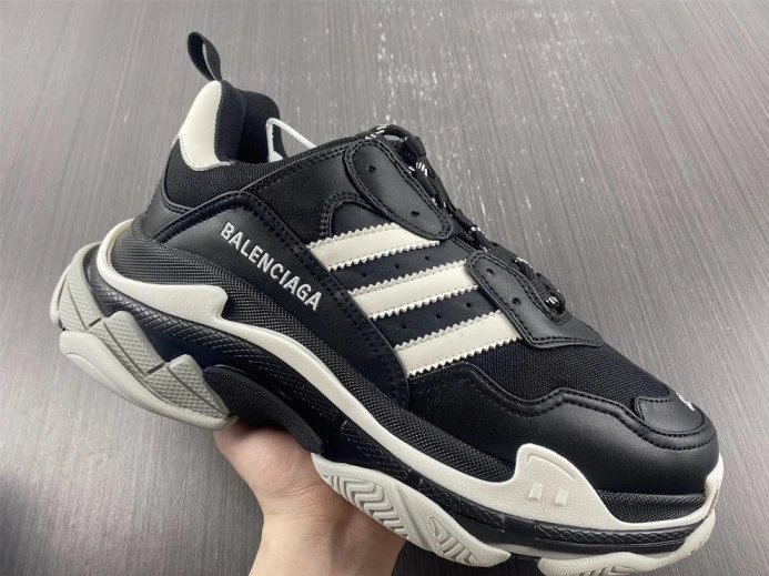 BLCG TRIPLE S SNEAKER 710021 W3RN3 Fashionable 2493