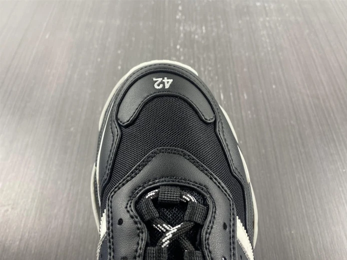 BLCG TRIPLE S SNEAKER 710021 W3RN3 Fashionable 2493