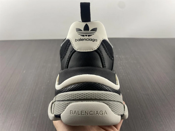 BLCG TRIPLE S SNEAKER 710021 W3RN3 Fashionable 2493