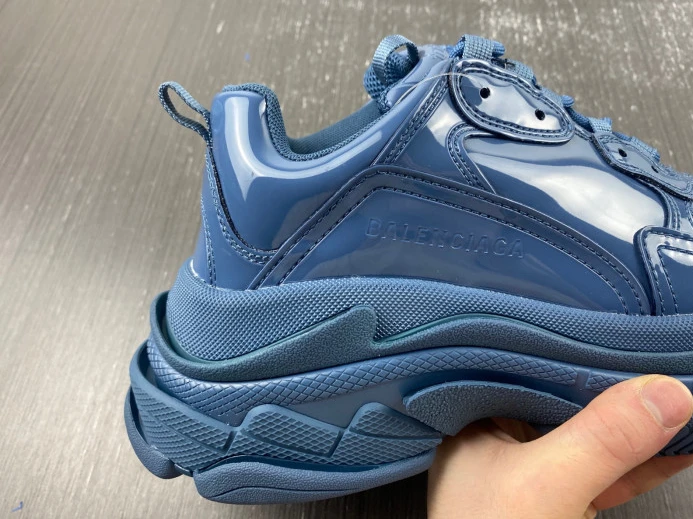 BLCG TRIPLE S SNEAKER 734954 W2PAA DailyWear 2352