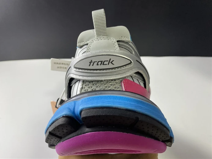 BLCG Track 3.0 542023 W1GC1 GoodFit 2621