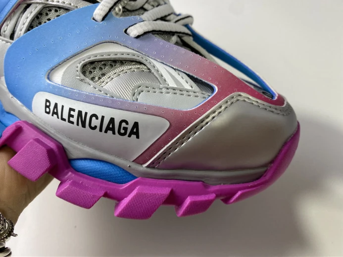 BLCG Track 3.0 542023 W1GC1 GoodFit 2621