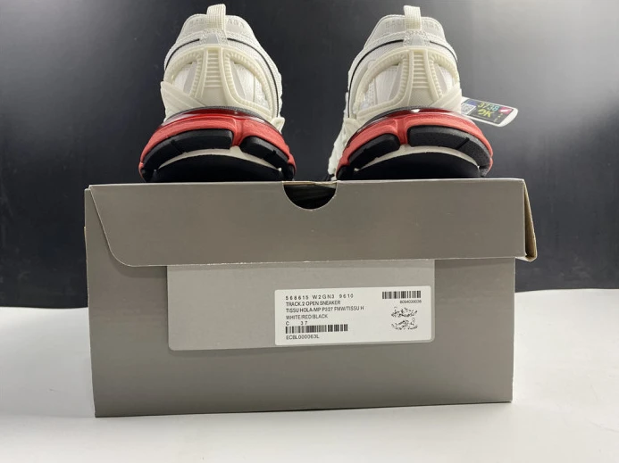 BLCG Track Sneaker 568615 W2GN3 Trendy 2592