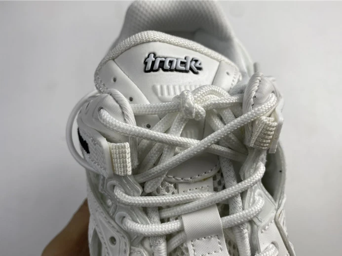 BLCG Track Sneaker 568615 W2GN3 Trendy 2592