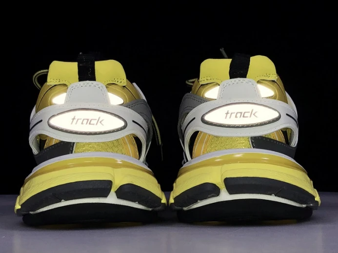 BLCG Track Yellow 542023 W1GB1 Popular 2635