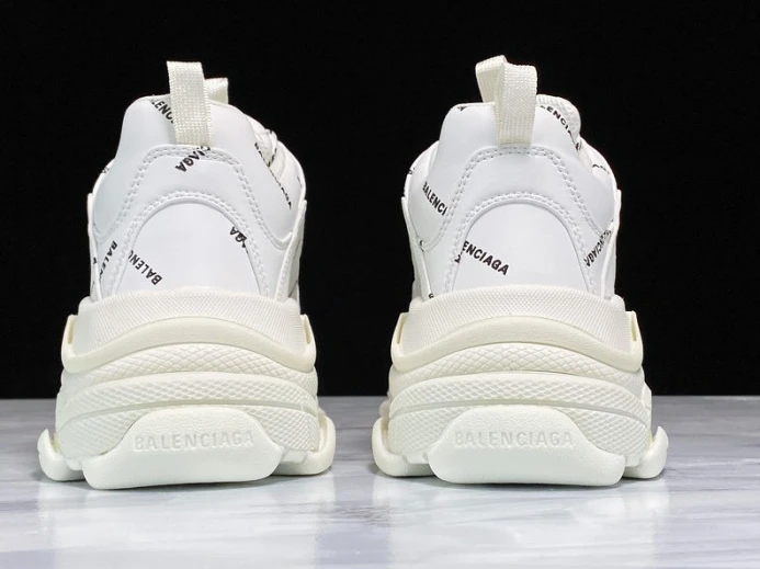BLCG Triple S Allover Logo White 536737 W2FA1 EasyMatch 2519