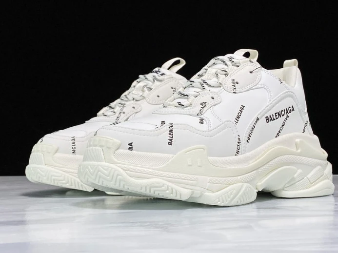 BLCG Triple S Allover Logo White 536737 W2FA1 EasyMatch 2519