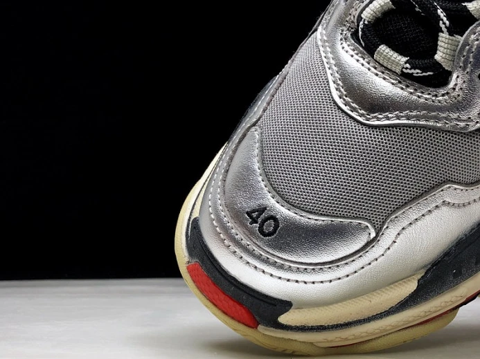 BLCG Triple S Silver Red (2018) 512175-W09O3- SmartChoice 2524