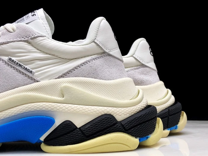 BLCG Triple-S Sneaker 2.0 500597 W09T1 SportInspired 2530