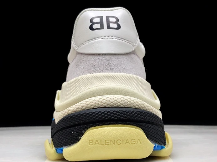 BLCG Triple-S Sneaker 2.0 500597 W09T1 SportInspired 2530