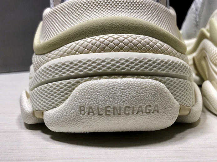 BLCG Triple S White (W) 524036-W09E1- Fashionable 2545