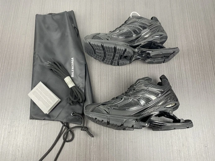 BLCG X-Pander SNEAKER 653870 W2RA2 EasyMatch 2433