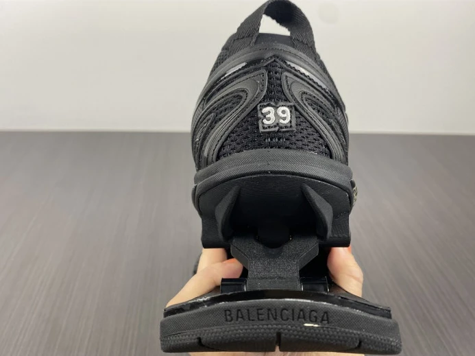 BLCG X-Pander SNEAKER 653870 W2RA2 EasyMatch 2433