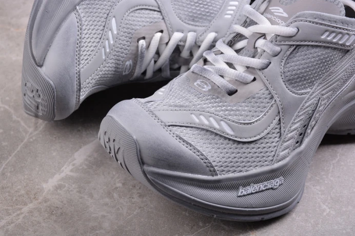 Ba*len*cia*ga circuit sneaker wflgy GoodFit 2237