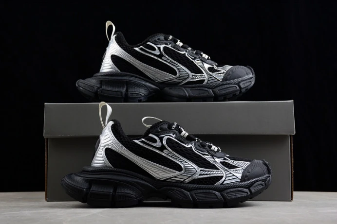 Ba*len*cia*ga phantom sneaker w3rb ModernLook 2056