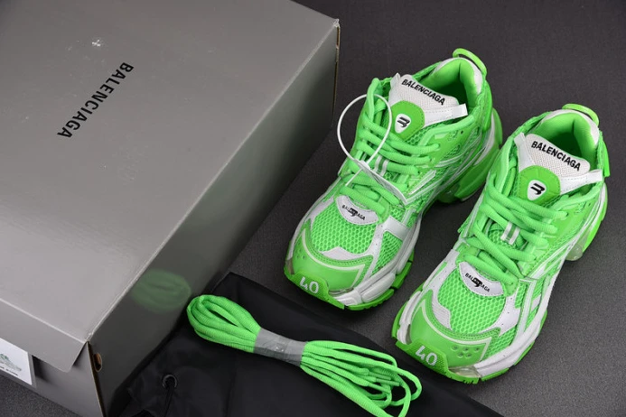 Ba*len*cia*ga runner GoAnywhere 2182