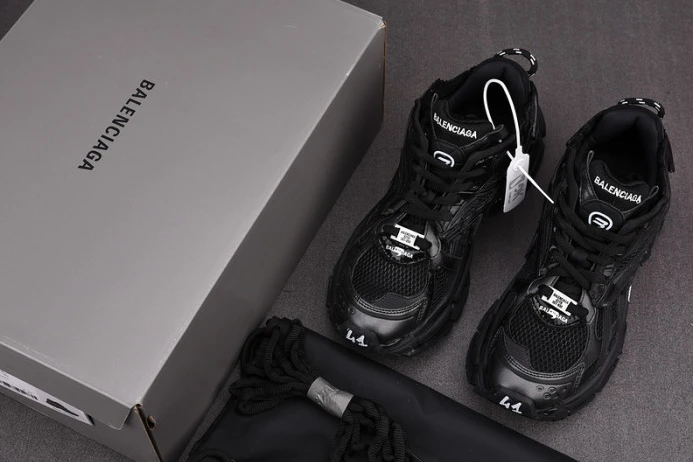 Ba*len*cia*ga runner StreetReady 2200