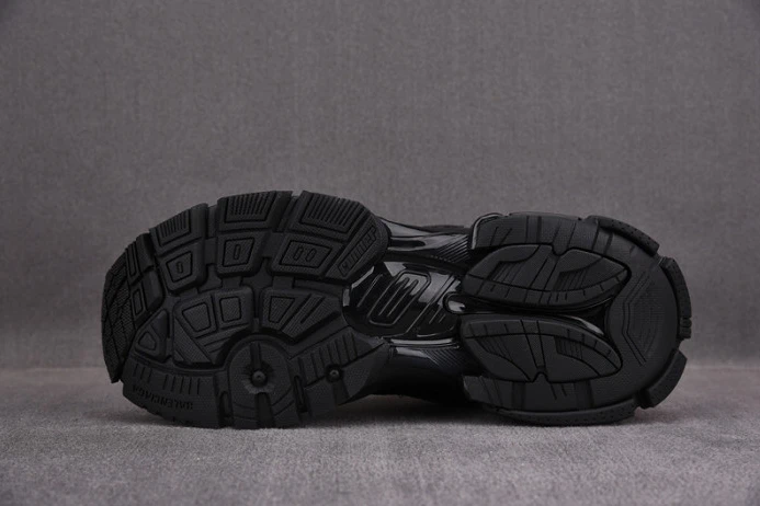 Ba*len*cia*ga runner StreetReady 2200