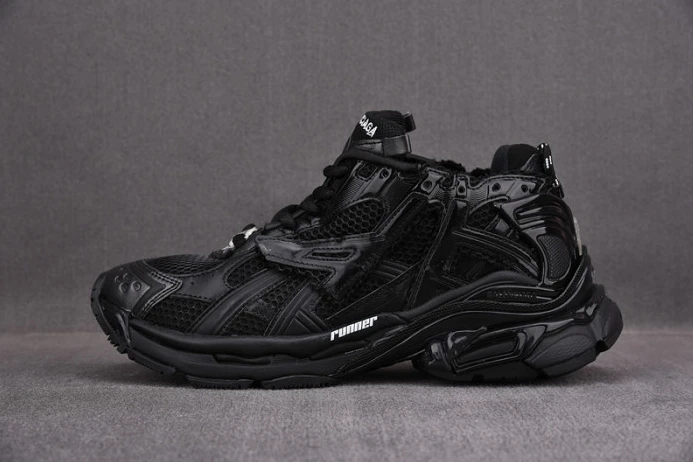 Ba*len*cia*ga runner StreetReady 2200