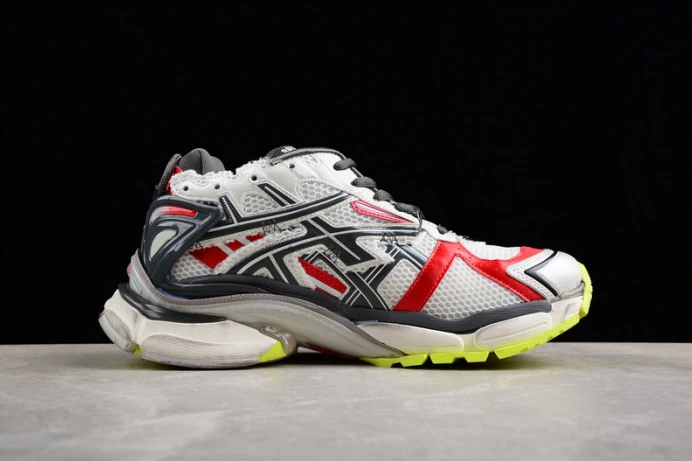 Ba*len*cia*ga runner w3rb GoodFit 2349