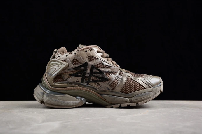 Ba*len*cia*ga runner w3rbq ModernLook 2347