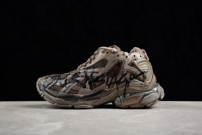 Ba*len*cia*ga runner w3rbq ModernLook 2347