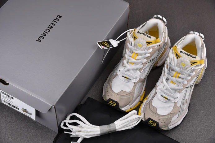 Ba*len*cia*ga runner w3rny Affordable 2333
