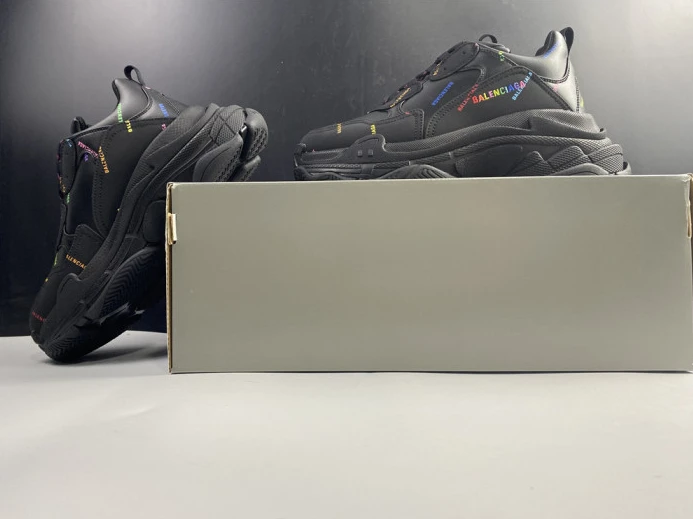 BestValue BLCG SNEAKER TRIPLE.S.524033 W2FA1 2532