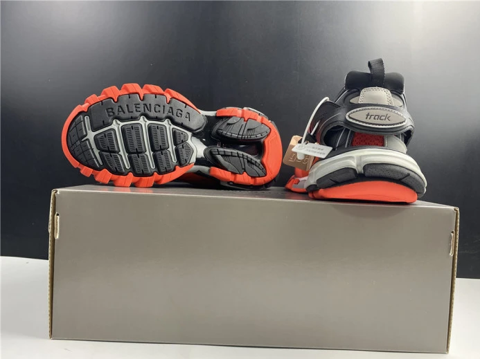 BestValue BLCG Track Sneaker 542023 W1GC2 2590