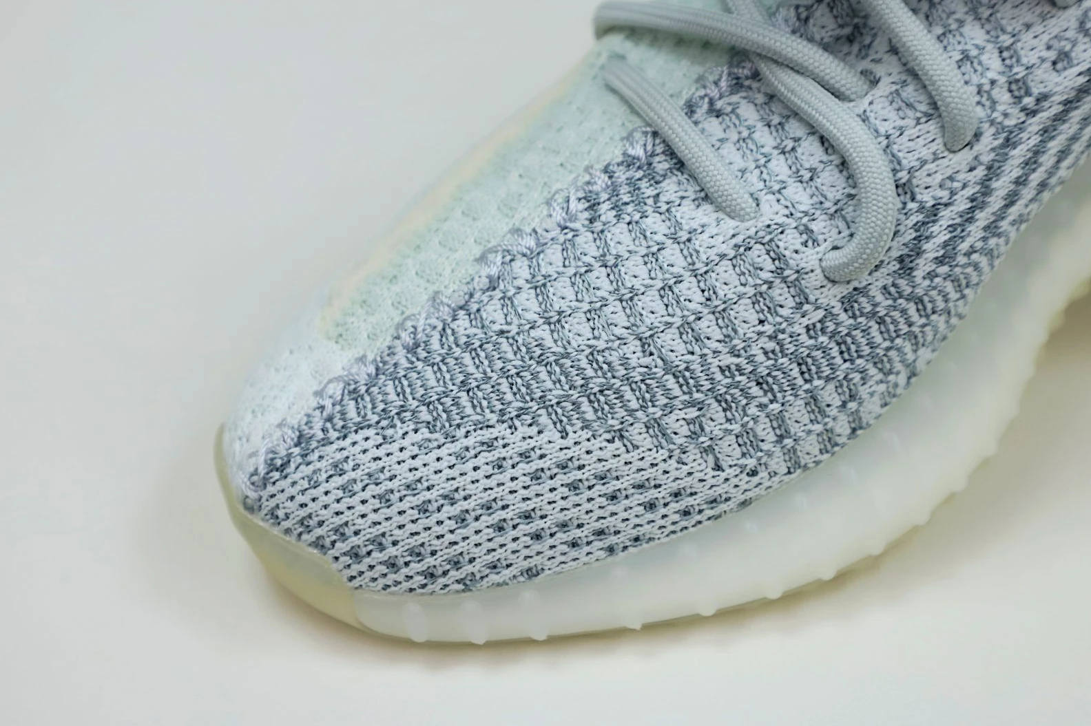 BestValue Kimikick YEEZY BOOST 350 V2 'CLOUD WHITE REFLECTIVE' 47