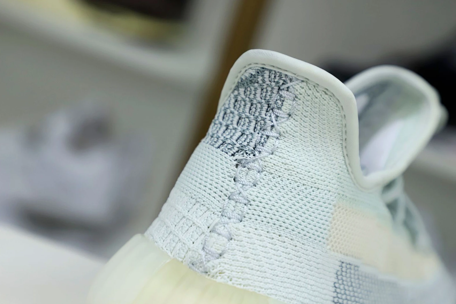BestValue Kimikick YEEZY BOOST 350 V2 'CLOUD WHITE REFLECTIVE' 47