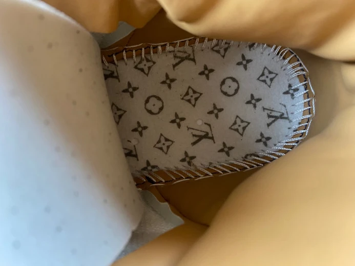 BestValue OFF-WHITE x Air Jordan 1 LV 757