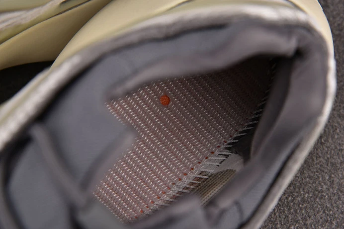 BestValue ad*s yeezy 700 v3 “fade salt” id 172