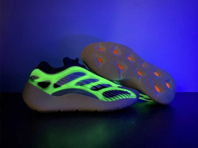 BestValue ad*s yeezy 700 v3 “fade salt” id 172