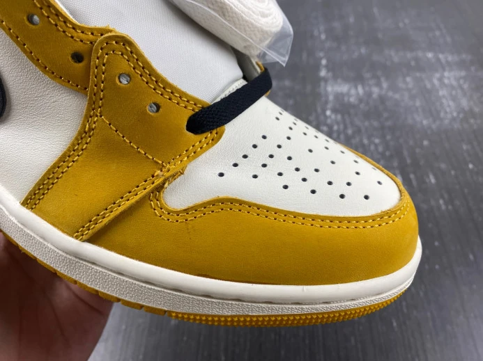 Comfortable Air Jordan 1 High OG Yellow Ochre DZ5485- 745