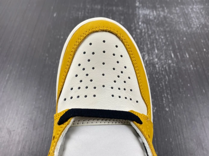 Comfortable Air Jordan 1 High OG Yellow Ochre DZ5485- 745