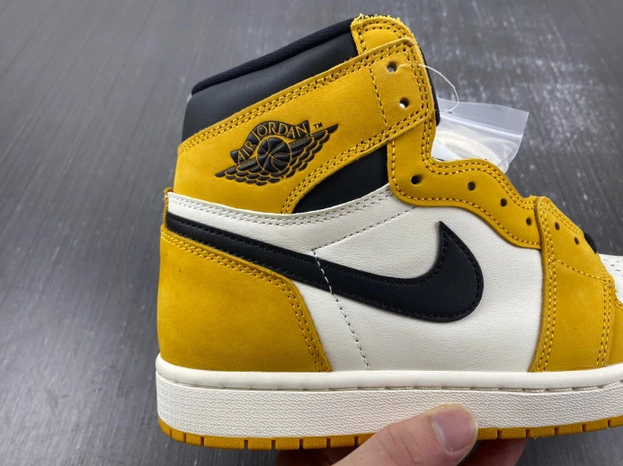 Comfortable Air Jordan 1 High OG Yellow Ochre DZ5485- 745