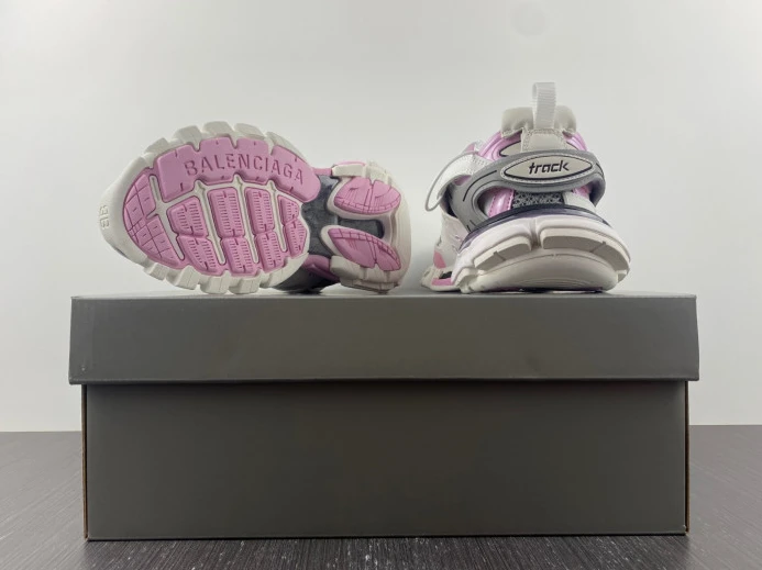 Comfortable BLCG TRACK SNEAKER 542436 W2FS9 2563
