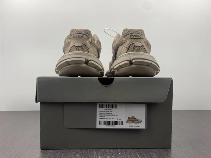 Comfortable BLCG TRACK SNEAKER 700875 W3RF3 2561