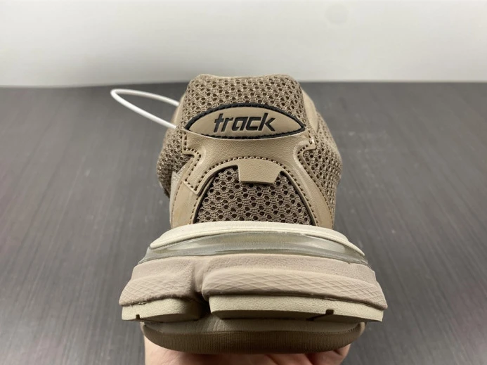Comfortable BLCG TRACK SNEAKER 700875 W3RF3 2561