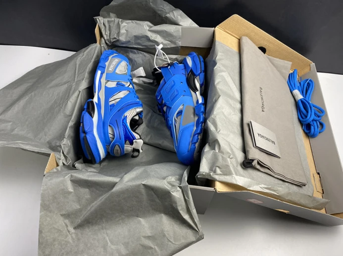 Comfortable BLCG Track Sneaker 542023 W2LA1 2594