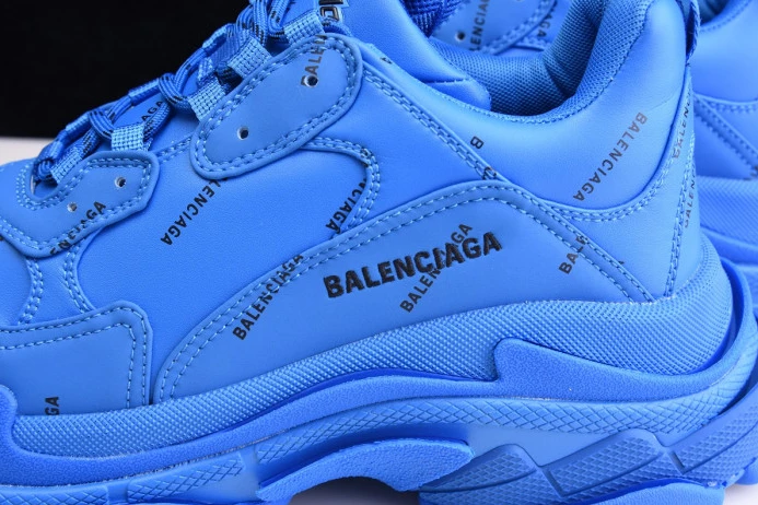 Comfortable BLCG Triple S 536737 W06E2 2518