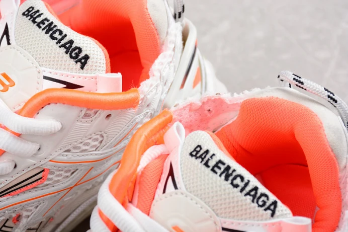 Comfortable Ba*len*cia*ga runner 2192