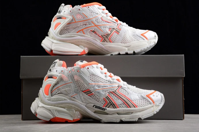 Comfortable Ba*len*cia*ga runner 2192