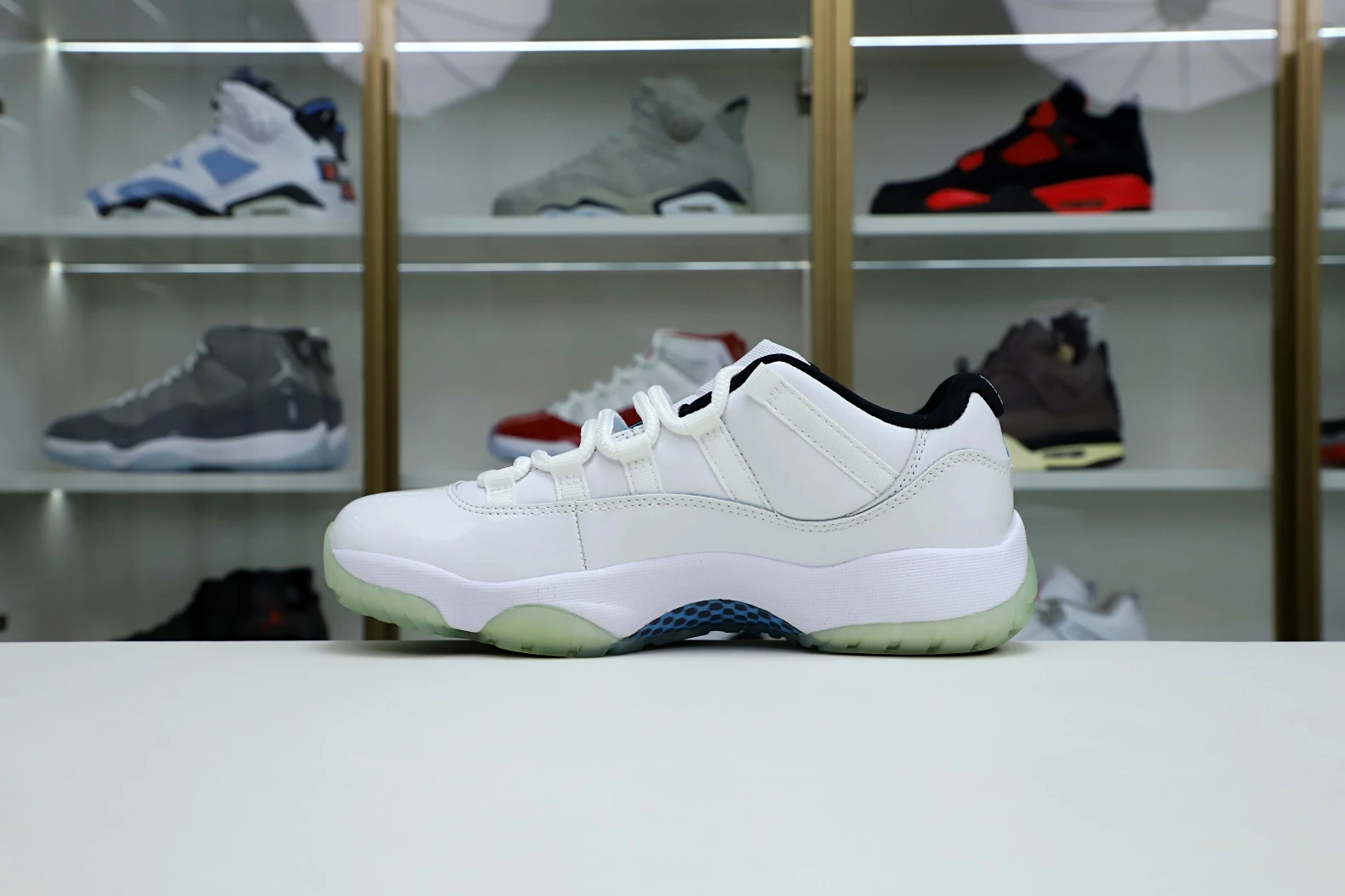 Comfortable Kimikick AIR JORDAN 11 RETRO LOW LEGEND BLUE 2019