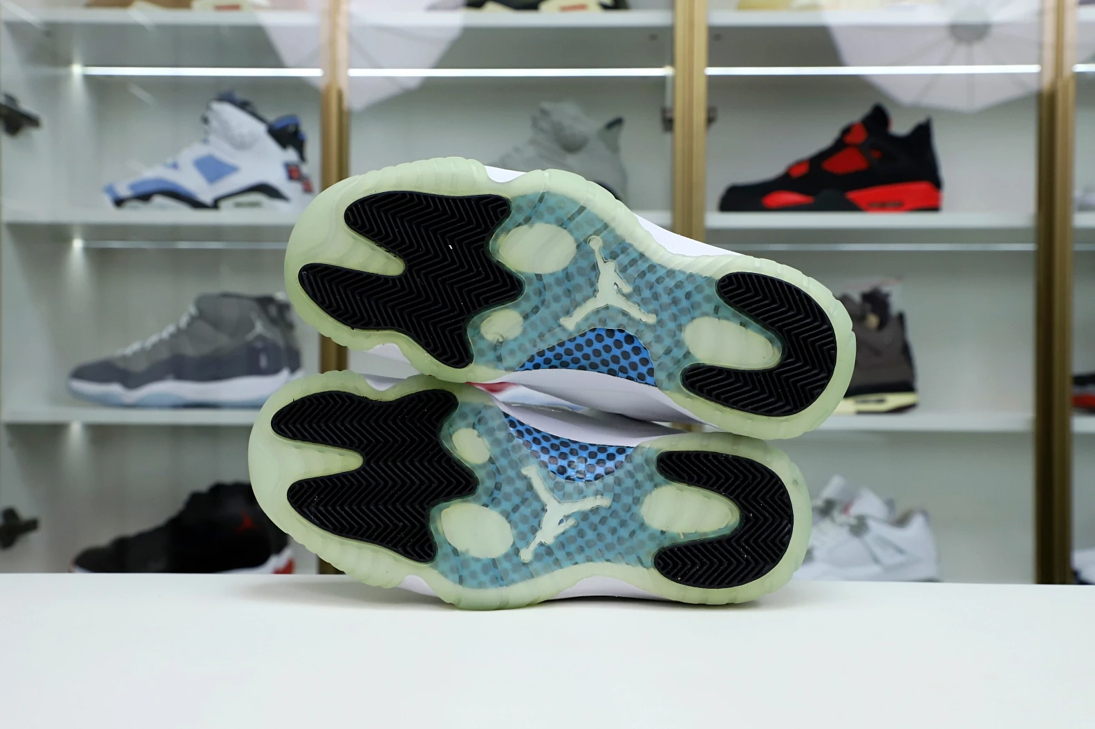 Comfortable Kimikick AIR JORDAN 11 RETRO LOW LEGEND BLUE 2019