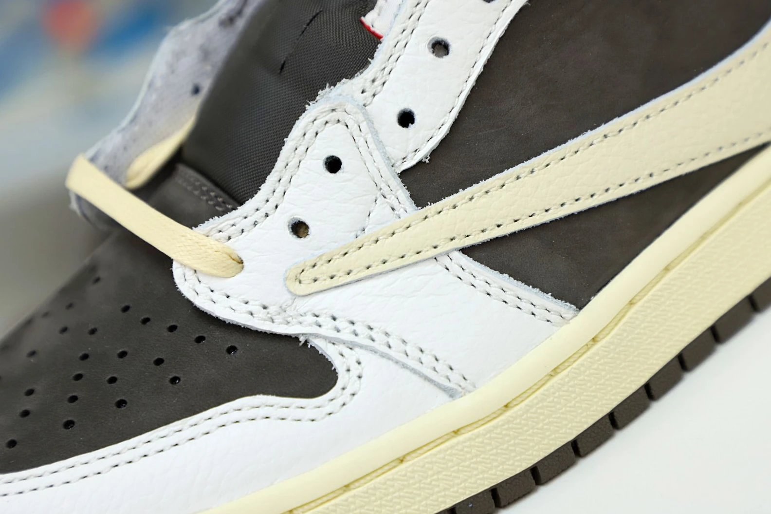 Comfortable Kimikick TRAVIS SCOTT X AIR JORDAN 1 LOW OG REVERSE MOCHA 1933